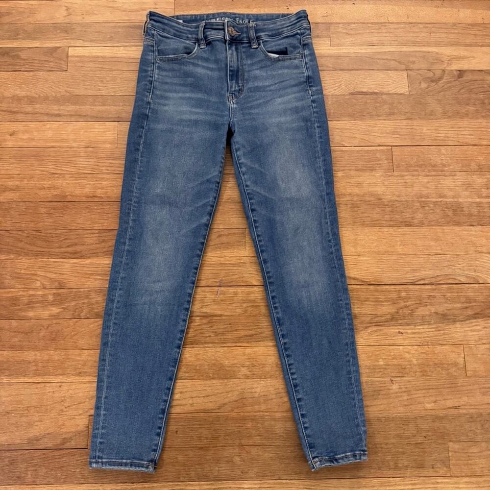 American Eagle Women's Hi-Rise Jegging - Size 6
b80